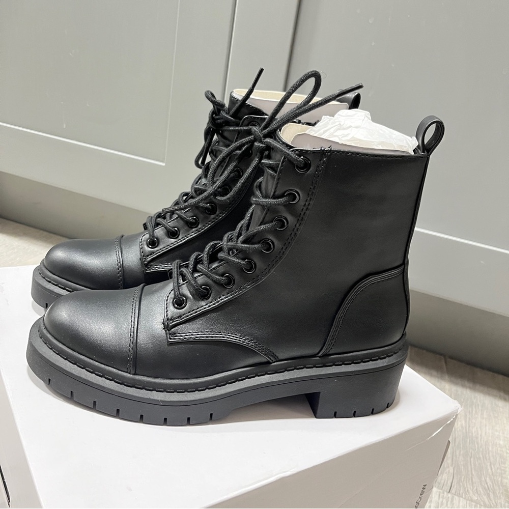 ALDO Goer Black Lace-Up Ankle Combat Boots, 6.5